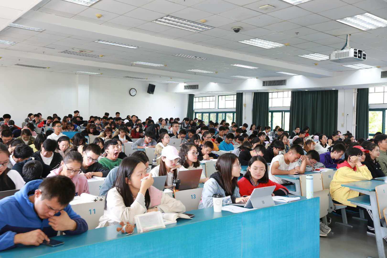 http://dqxy.zju.edu.cn/userfiles/image/quick/%E5%9B%BE%E7%89%876(13).png